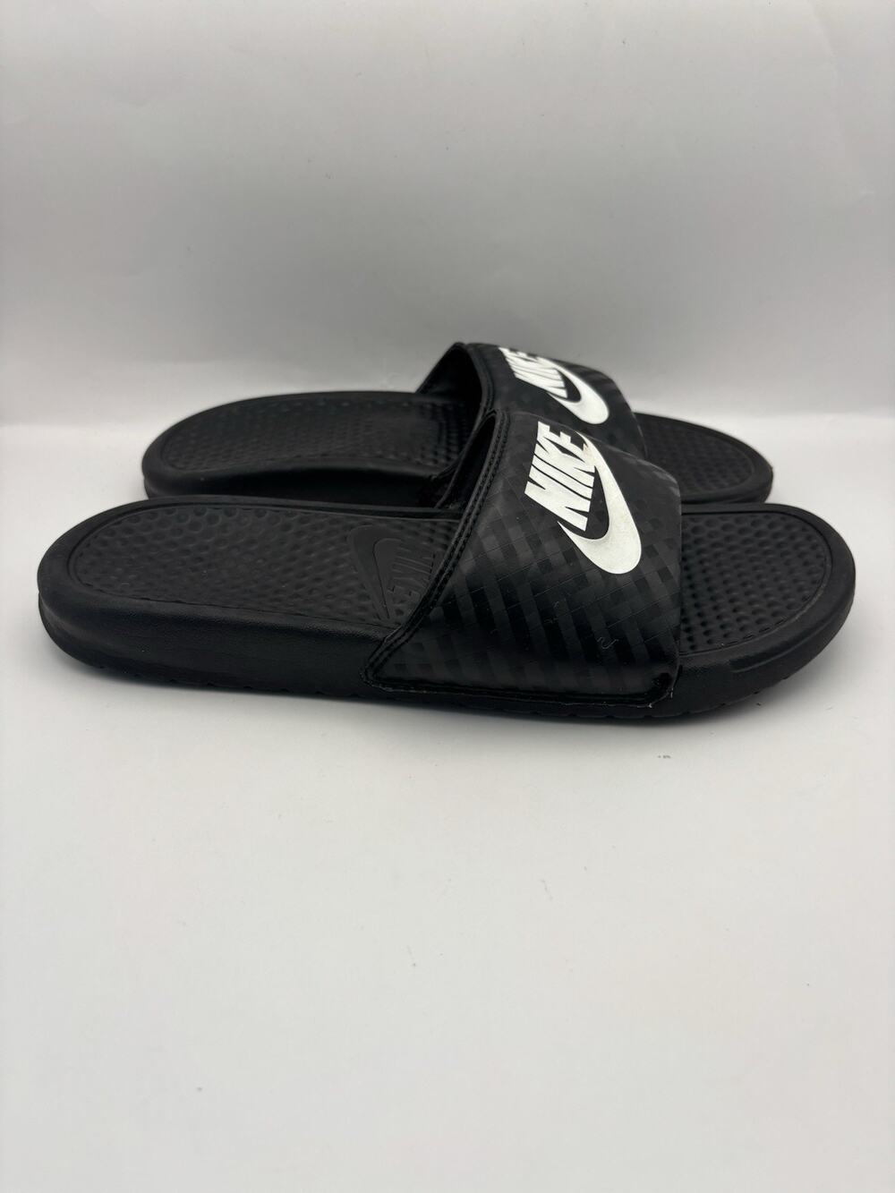 Nike Benassi JDI Black Sandals Women Size 9